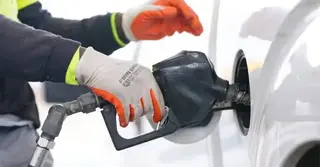 জ্বালানি তেল সংকট: এক মাসে অতিরিক্ত খরচ ১০০ বিলিয়ন ডলারের বেশি